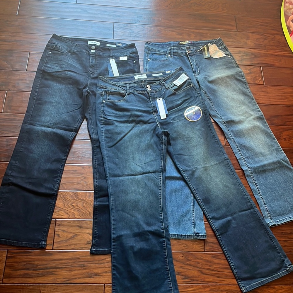 NWT 3 pairs Angels Denim 16W Women’s Curvy Bootcut